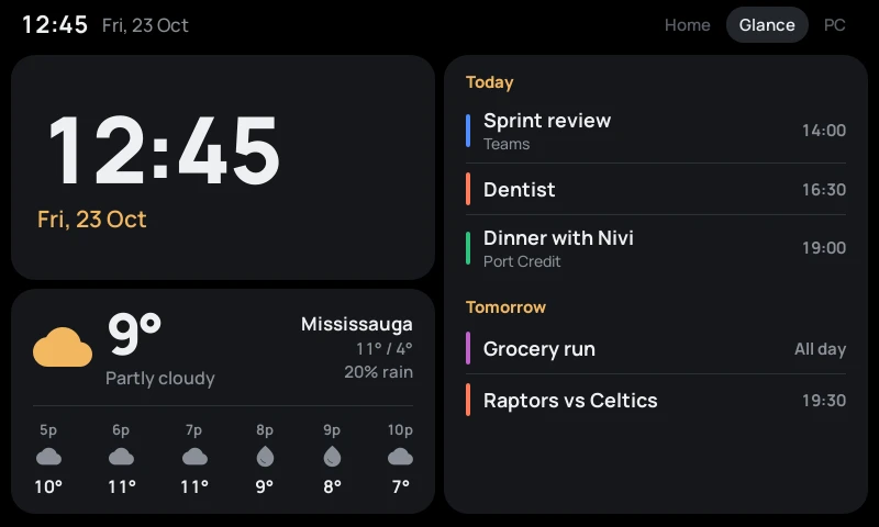 Glance screen with clock and widgets